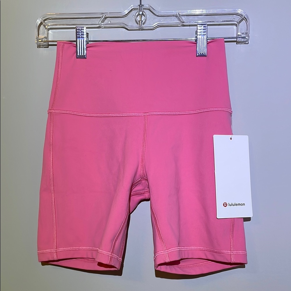 lululemon athletica Women's Neon Melon Pink Shorts
Size 4 Short 6”